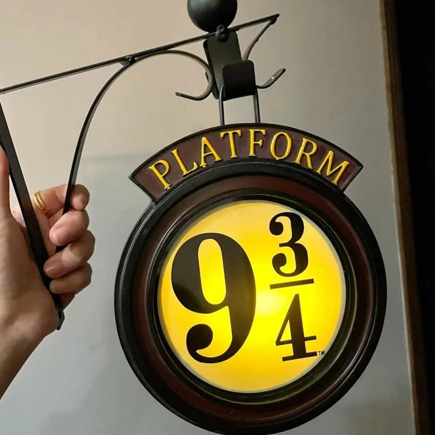 Magical Platform 9 ¾ Night Light